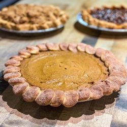 thanksgiving-pie-Flying Monkey Bakery