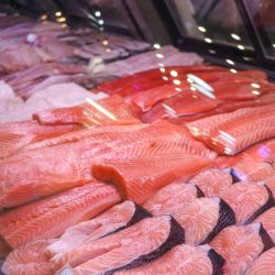 fresh-seafood-reading-terminal-market